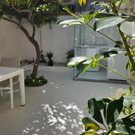 A - Mare Tatil Evi Katanya