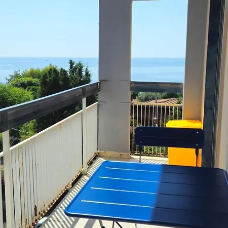 Semesterbostad A - Mare